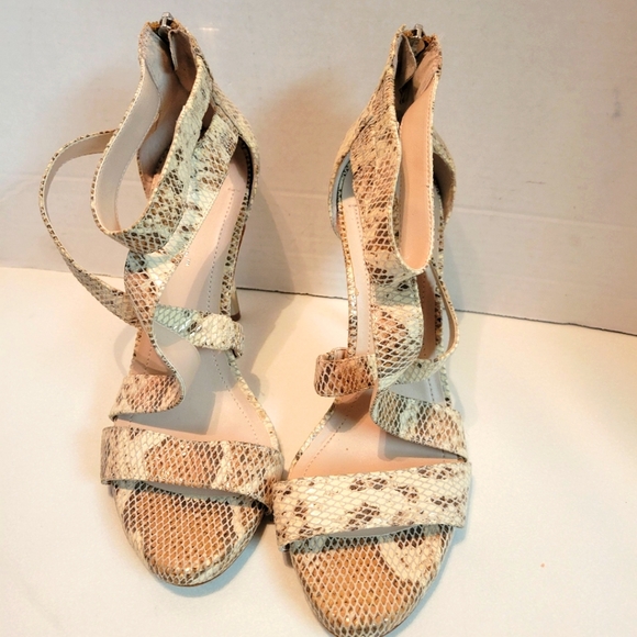 Bcbg python print heels size 10 - Picture 13 of 13